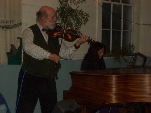 Hunt and Allison play for the Nelson, NH contra dance. Photo by Michael Catanzaro.